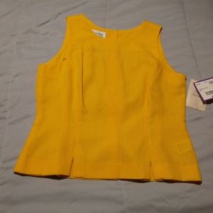 NWT fitted sleeveless blouse
